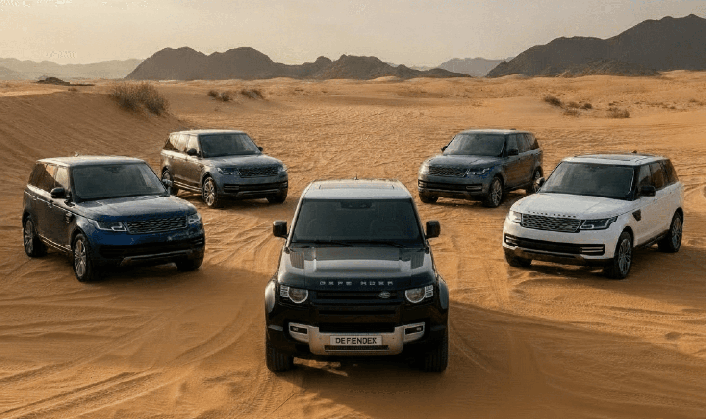 砂浜に停車しているsuv